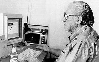 Charles Bukowski on the Mac II.